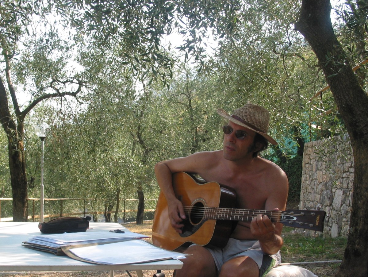 Talking guitars #3: de Yamaha&nbsp;FG-180