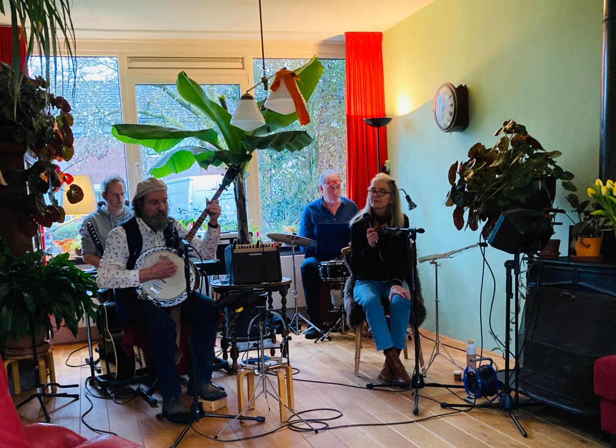 TakandBand komt bij je thuis: huiskamerconcert