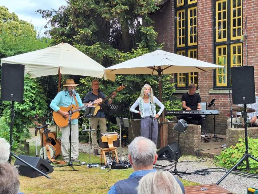 TakandBand Gluren bij de Buren Breda
