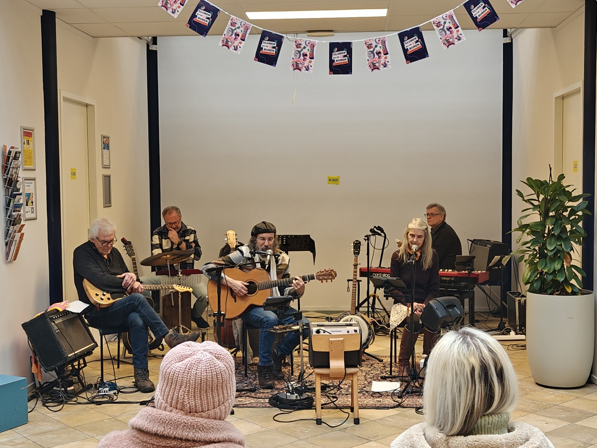 TakandBand Gluren bij de Buren Tilburg